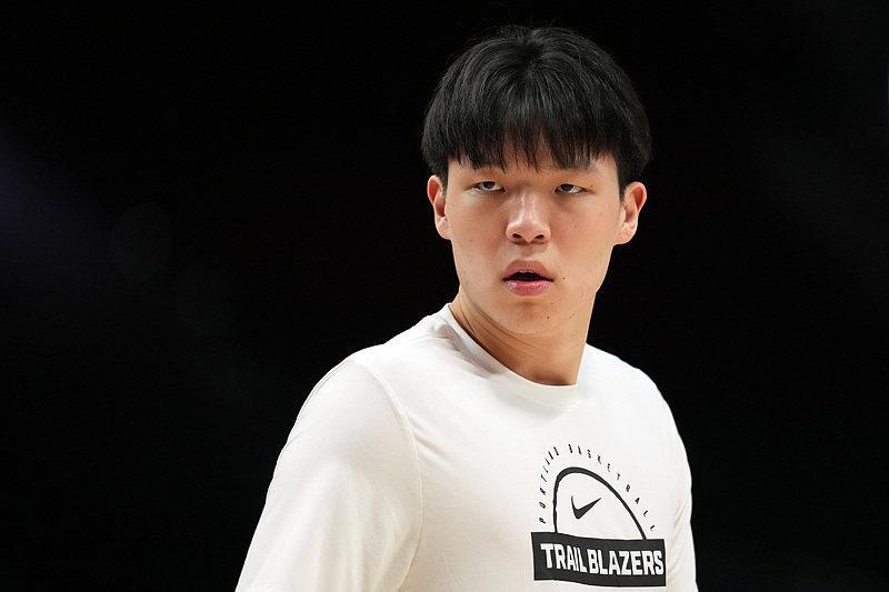 虎扑体育直播-杨瀚森狂轰31分 创G联赛个人得分新高