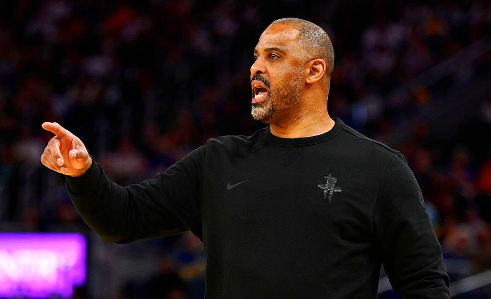 虎扑NBA直播-乌度卡更衣室训话曝光!杜兰特全程消失引热议:队内矛盾又一缩影